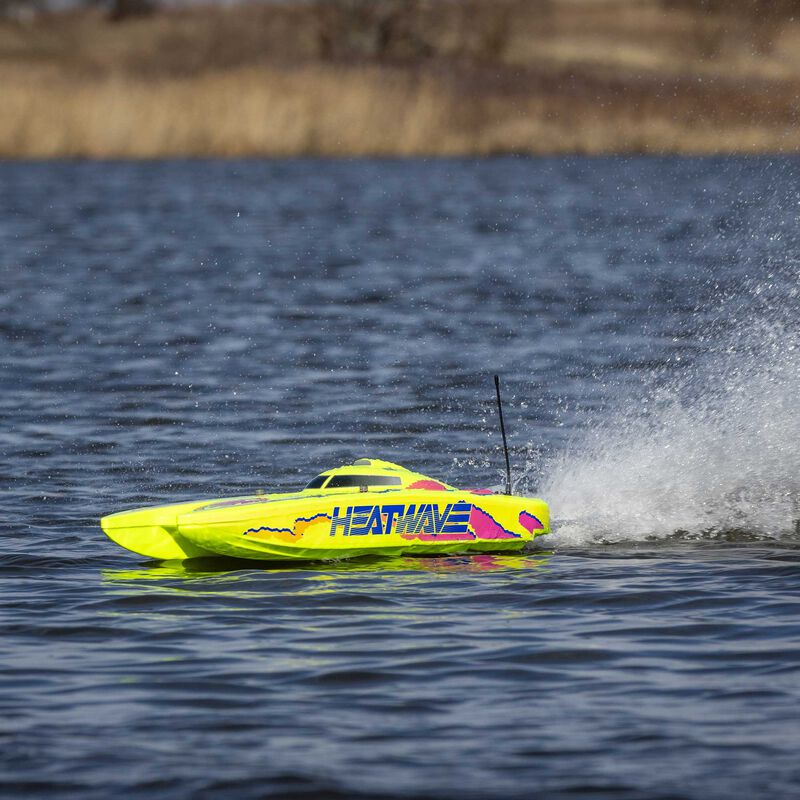 PROBOAT Blackjack 24" V2 Catamaran Brushless: RTR, Heat Wave Visual